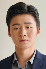 岳训宇