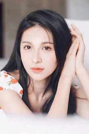 伍月