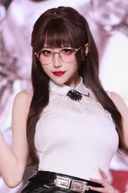 富婆七奈