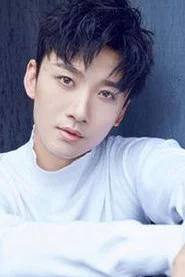李泊文