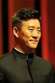 侯岩松