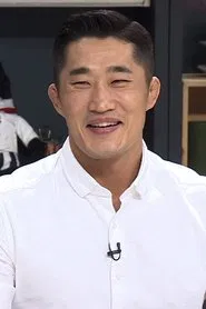 金东炫