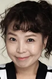 洪智英