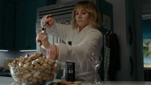 窗边女孩眼中对街的屋中女子 第 1 集剧照